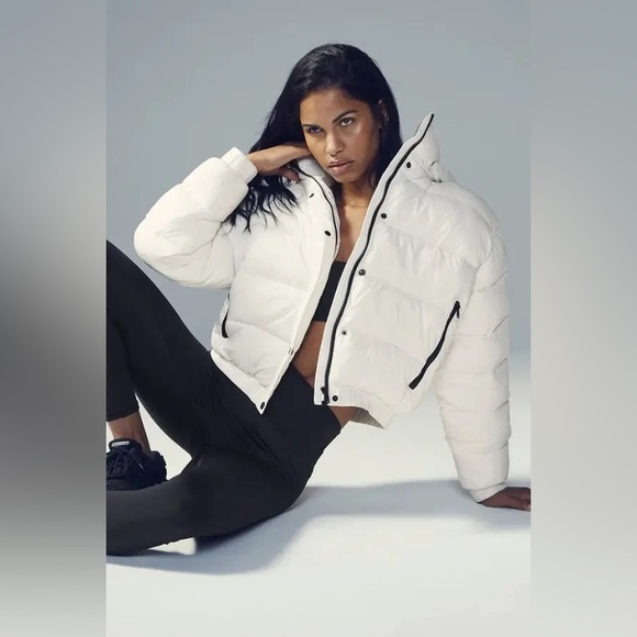 ALO Yoga Aspen Love Puffer Jacket - Picture 8 of 12